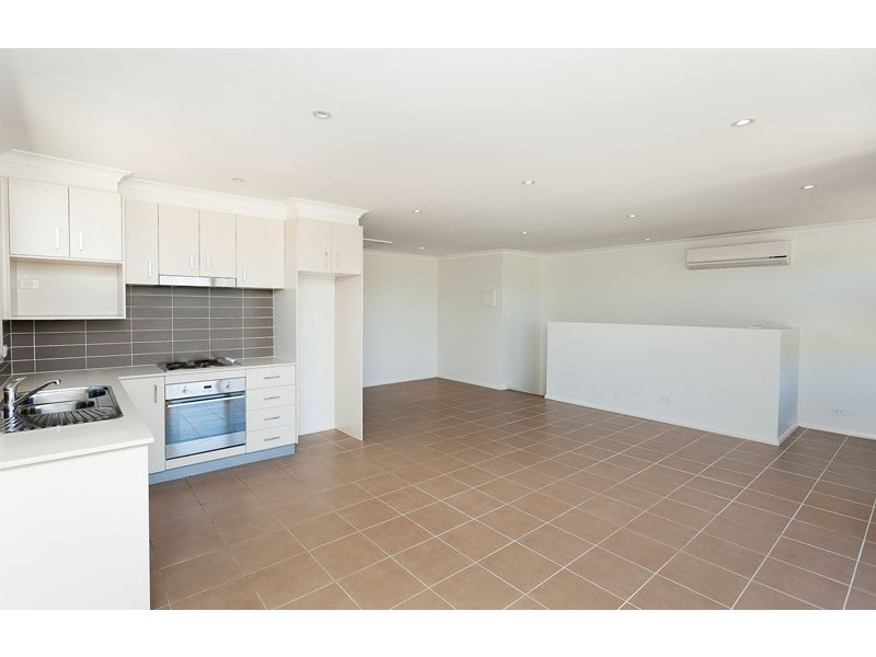 2/30 Kylie Tennant Street, Franklin ACT 2913