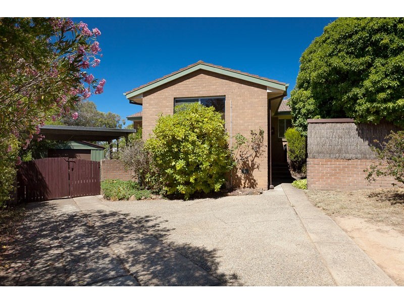 16 Brooks Street, Macquarie ACT 2614