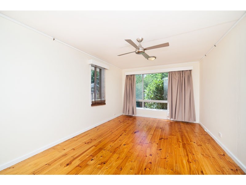 16 Brooks Street, Macquarie ACT 2614