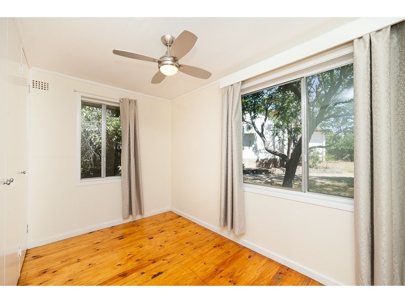 16 Brooks Street, Macquarie ACT 2614