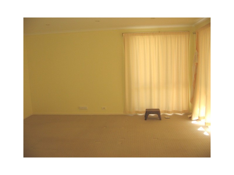 5 Counihan Court, Dunlop ACT 2615