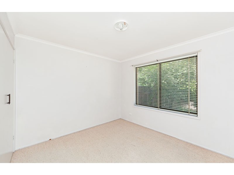 11 Inglis Place, Latham ACT 2615