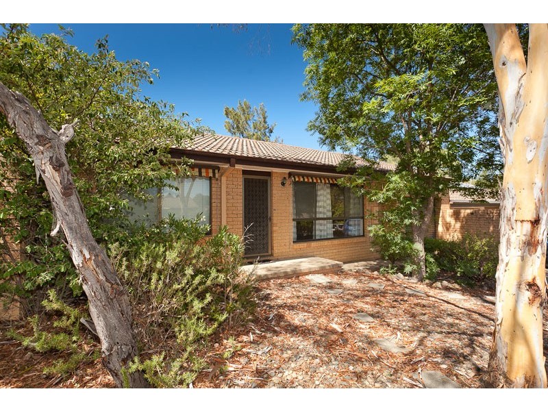 11 Inglis Place, Latham ACT 2615