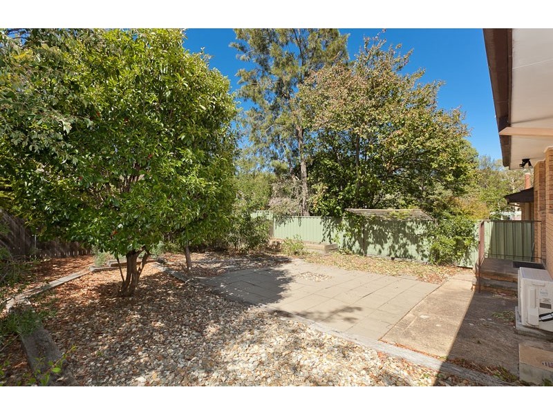 11 Inglis Place, Latham ACT 2615