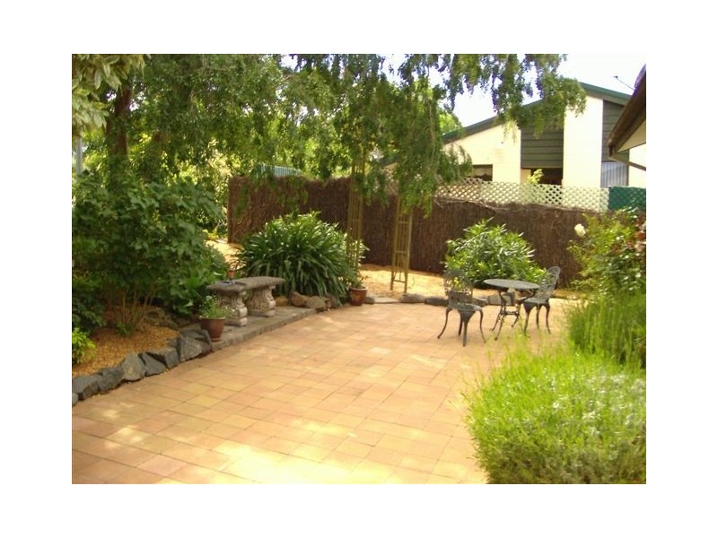 4 Wayal Place, Giralang ACT 2617
