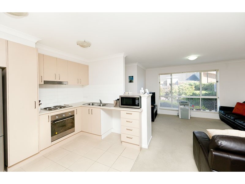 12/85 Macfarlane Burnet Avenue, Macgregor ACT 2615