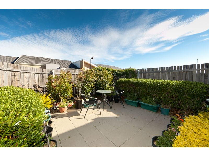 12/85 Macfarlane Burnet Avenue, Macgregor ACT 2615