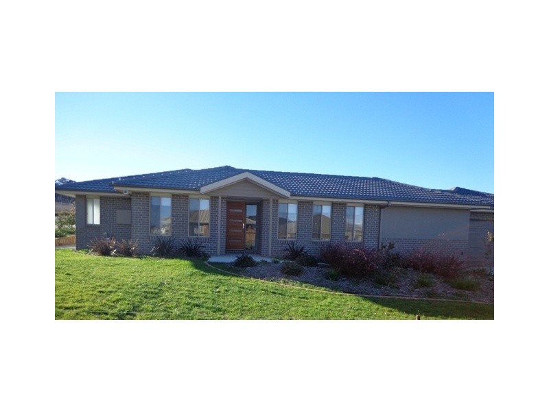 10 Wighton Terrace, Casey ACT 2913