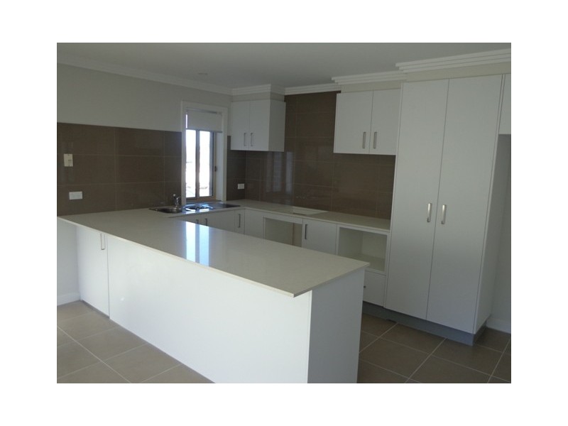 10 Wighton Terrace, Casey ACT 2913