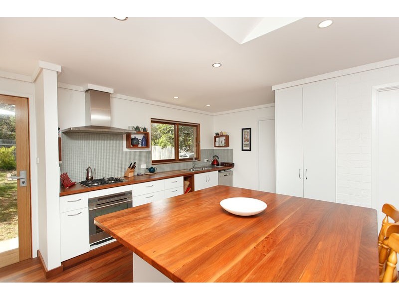 8 Dugdale Street, Cook ACT 2614