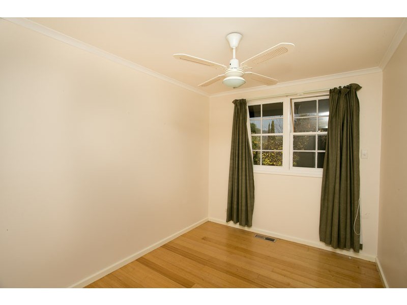 32 Pickworth Street, Holt ACT 2615