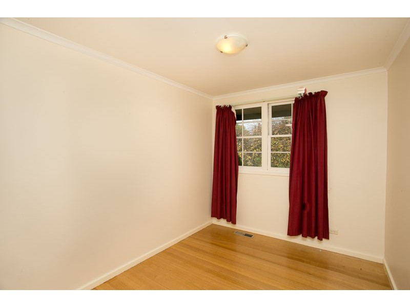 32 Pickworth Street, Holt ACT 2615