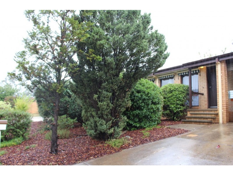 11 Moorehead Place, Latham ACT 2615