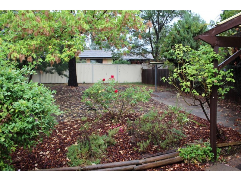 11 Moorehead Place, Latham ACT 2615