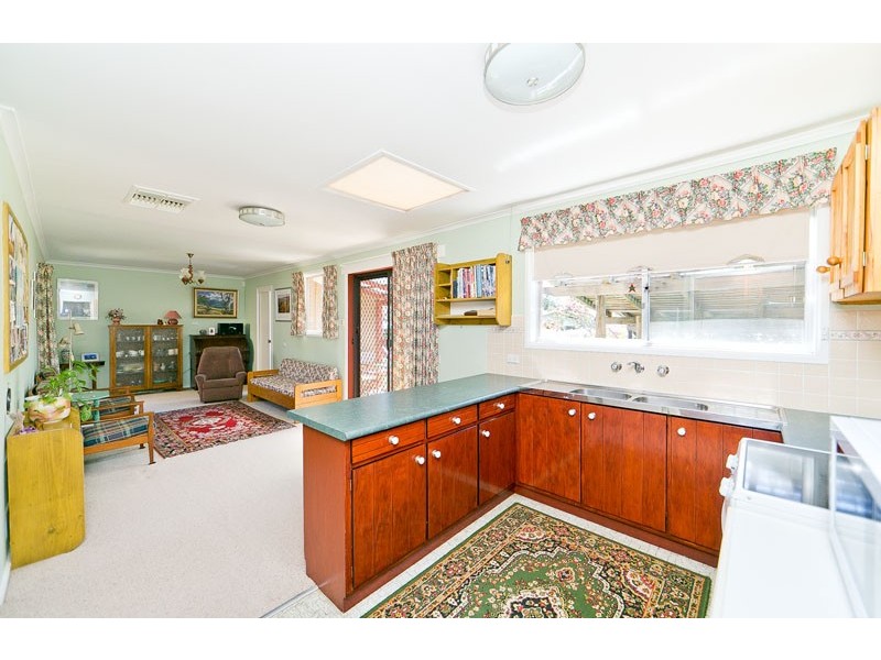 24 Shumack Street, Weetangera ACT 2614