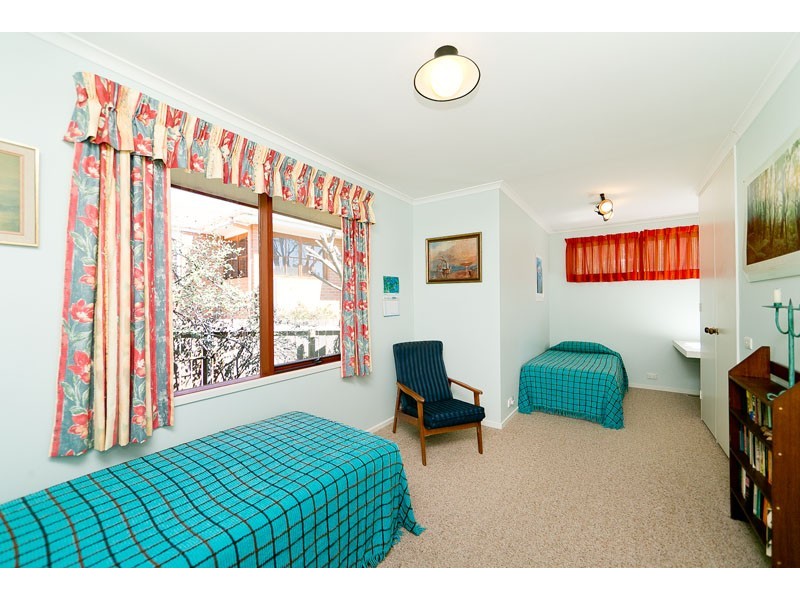 24 Shumack Street, Weetangera ACT 2614