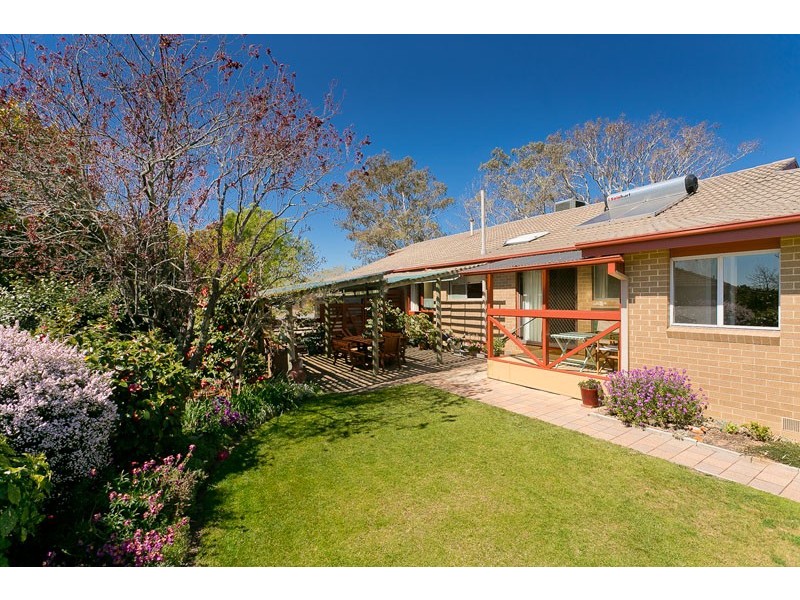 24 Shumack Street, Weetangera ACT 2614