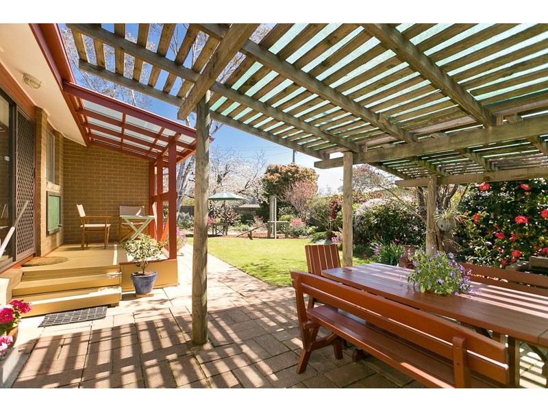 24 Shumack Street, Weetangera ACT 2614