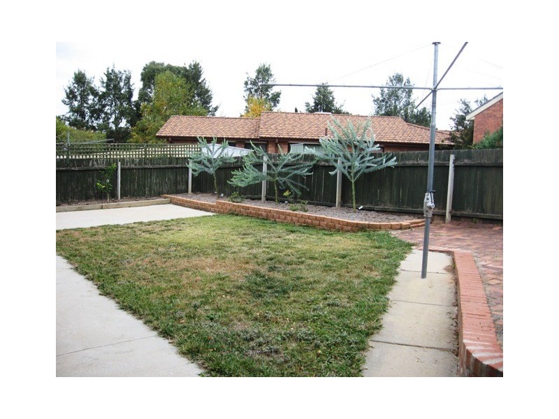 16 Laptz Close, Palmerston ACT 2913