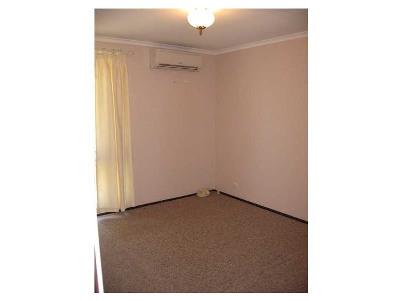 4 Burdon Place, Holt ACT 2615