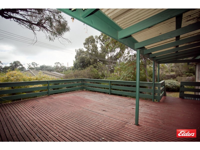 15 Mathieson Crescent, Weetangera ACT 2614
