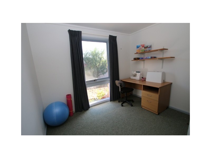 28 Chambers Street, Latham ACT 2615