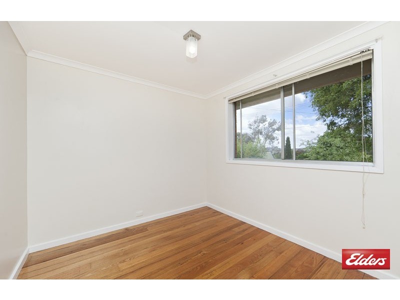 7 Clint Place, Macquarie ACT 2614