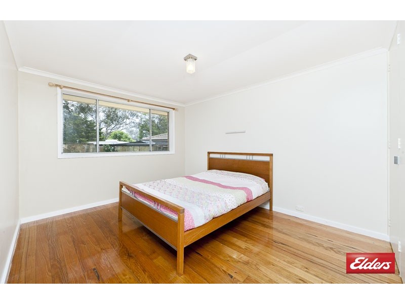 7 Clint Place, Macquarie ACT 2614