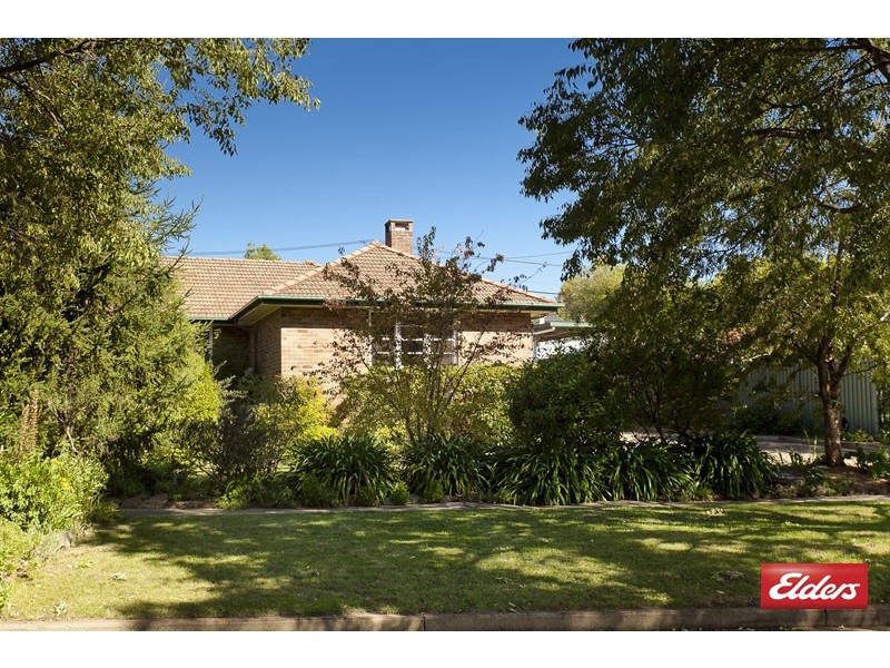 15 Barron Street, Deakin ACT 2600