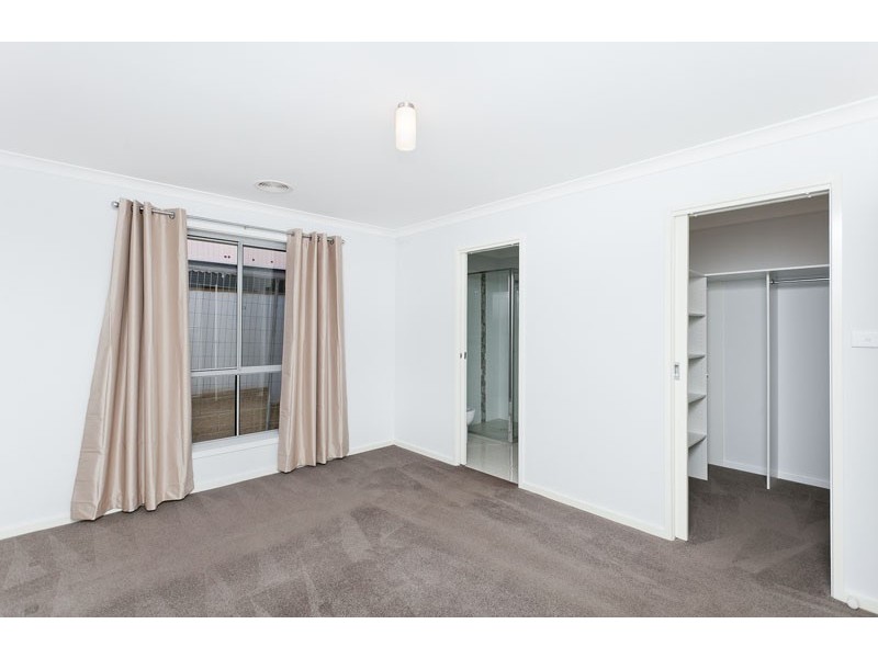 44 Bieundurry Street, Bonner ACT 2914