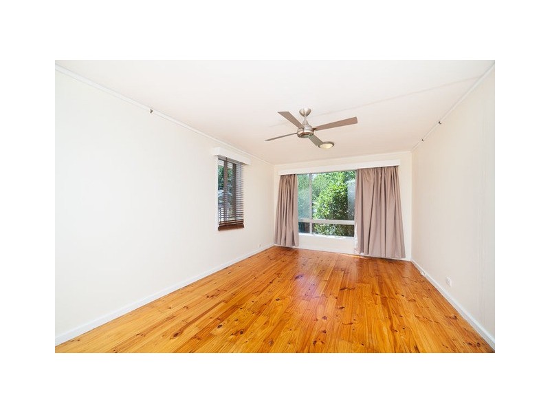 16 Brooks Street, Macquarie ACT 2614