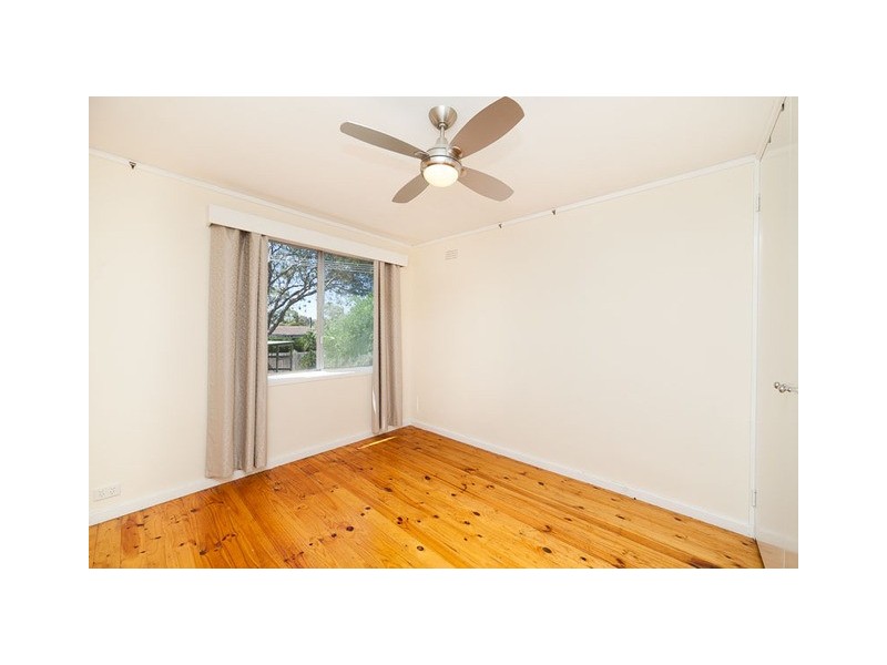 16 Brooks Street, Macquarie ACT 2614
