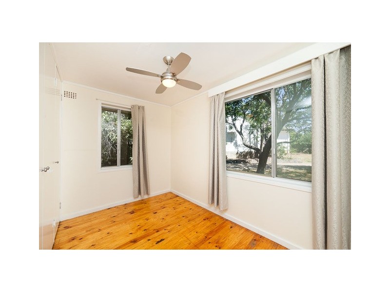 16 Brooks Street, Macquarie ACT 2614