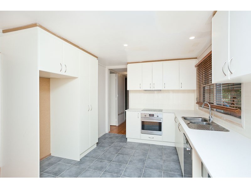 12 Macfarland Crescent, Chifley ACT 2606