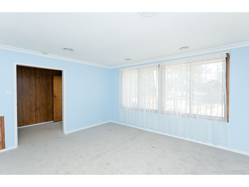 32 Beaurepaire Crescent, Holt ACT 2615