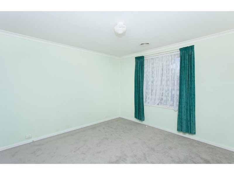 32 Beaurepaire Crescent, Holt ACT 2615