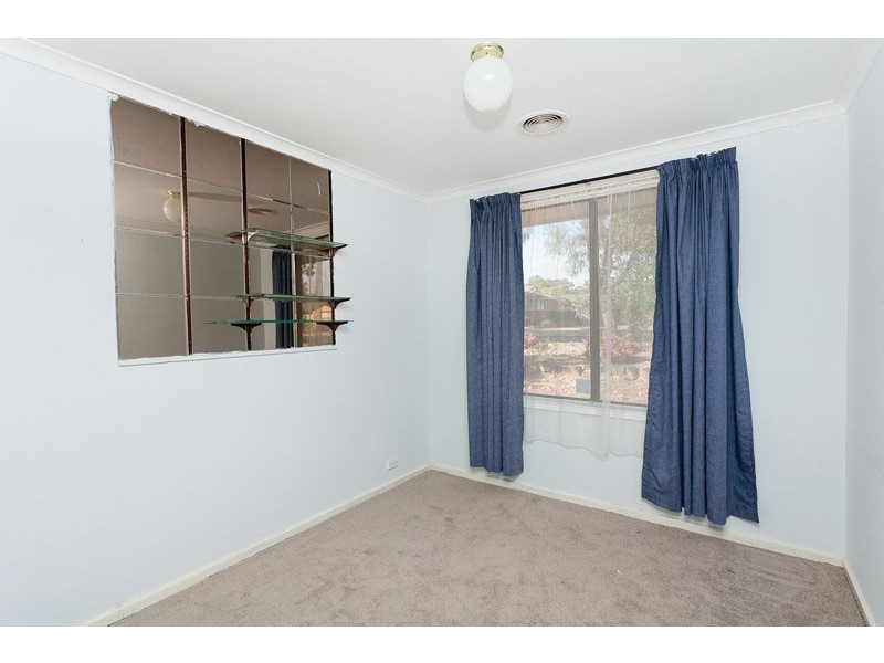 32 Beaurepaire Crescent, Holt ACT 2615