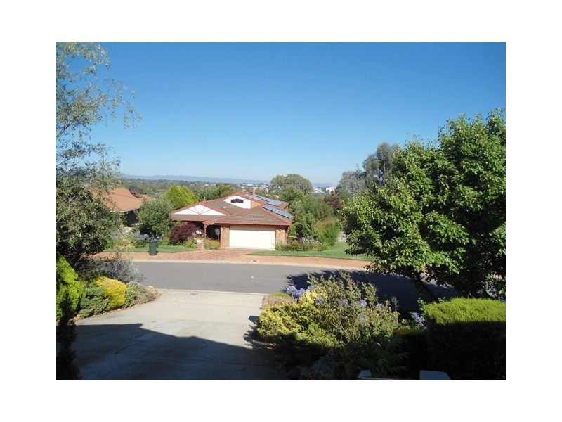 18 Maddison Close, Bruce ACT 2617