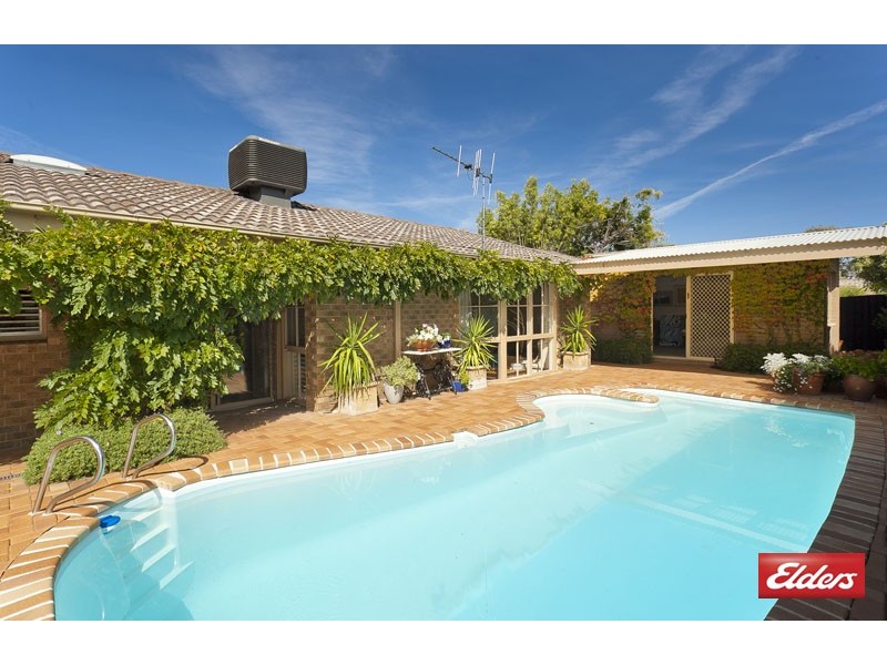 5 Morphy Place, Cook ACT 2614