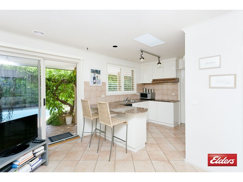 5 Morphy Place, Cook ACT 2614