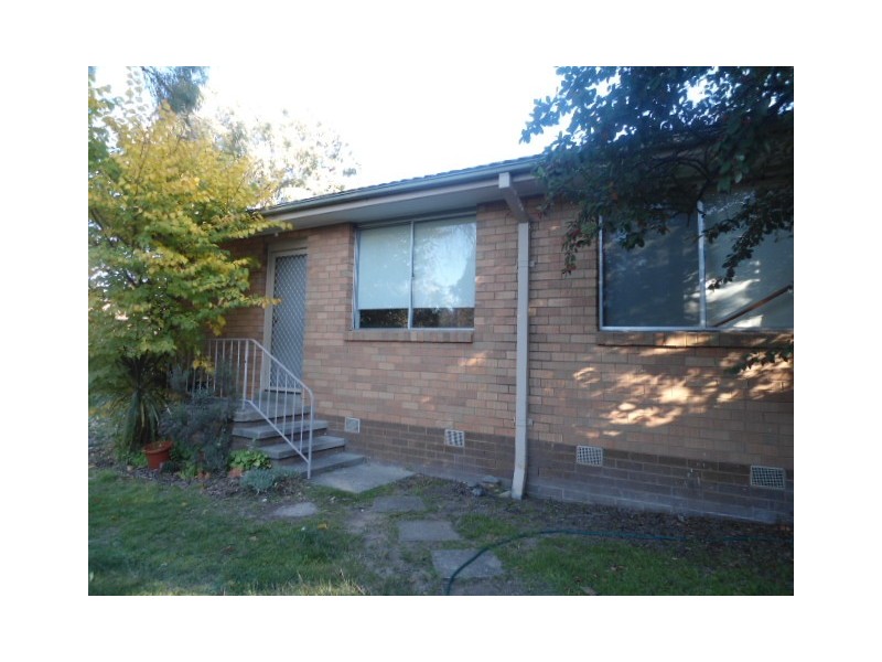 2/3 Carron Street, Page ACT 2614