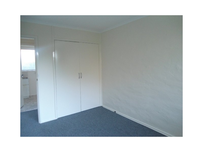 2/3 Carron Street, Page ACT 2614