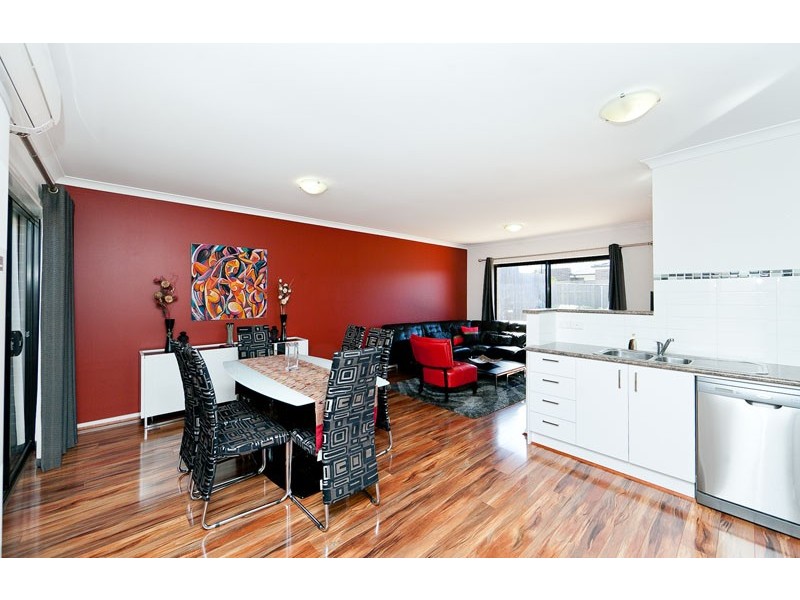 17/18 Constance Stone Street, Macgregor ACT 2615