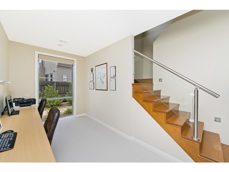 27 Quinane Avenue, Forde ACT 2914