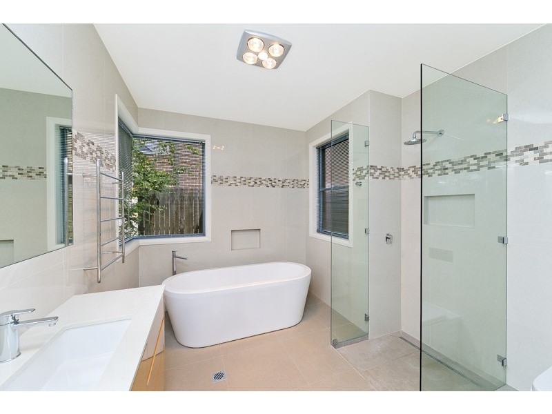 27 Quinane Avenue, Forde ACT 2914