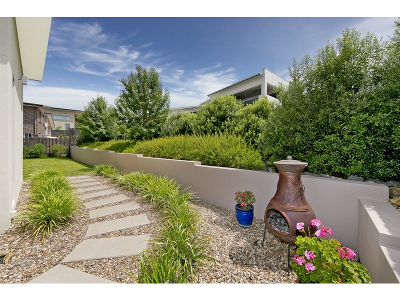 27 Quinane Avenue, Forde ACT 2914