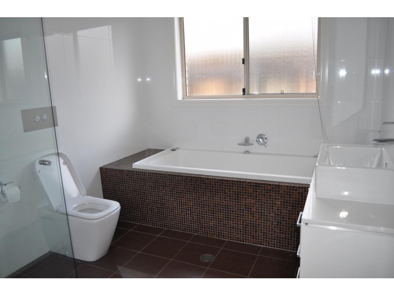 6 Joan Long Street, Franklin ACT 2913