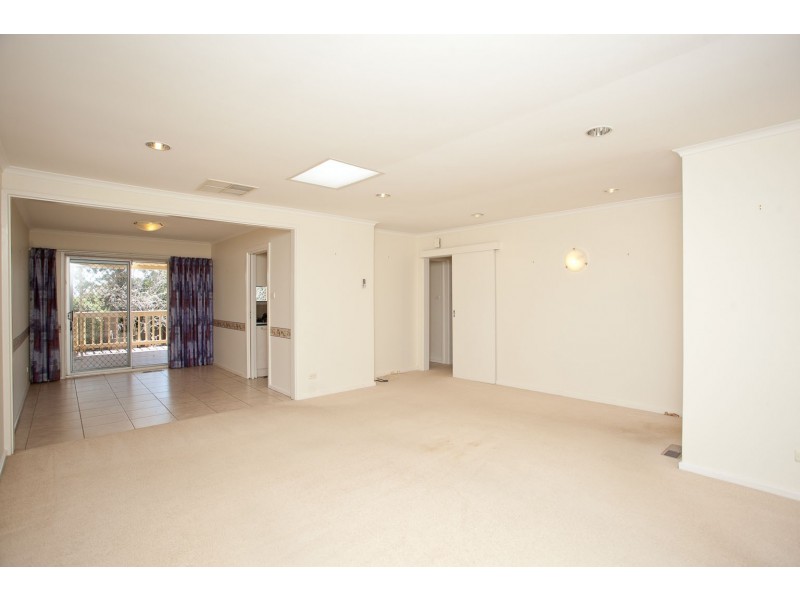 136 Drake Brockman Drive, Holt ACT 2615