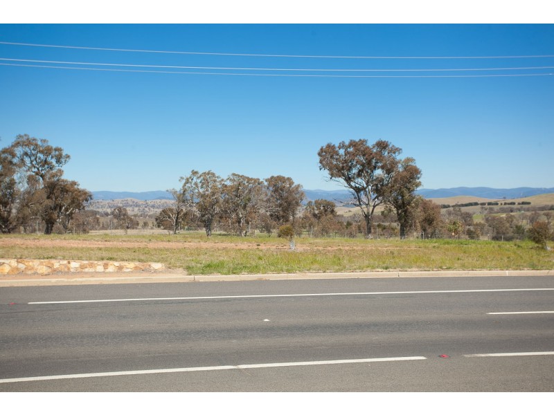 136 Drake Brockman Drive, Holt ACT 2615