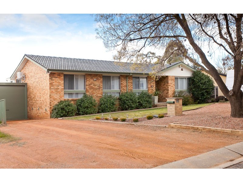 34 Mockridge Crescent, Holt ACT 2615